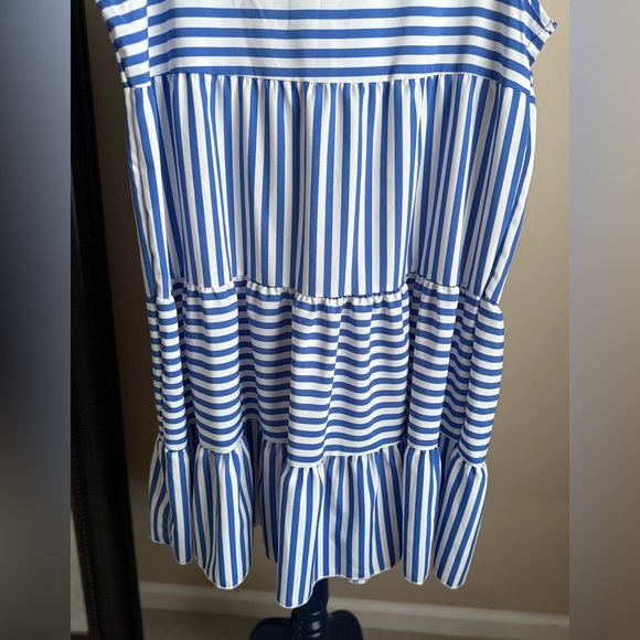 SHEIN Blue and White Striped Tiered Sleeveless Dress, Size Large - Picture 8 of 9